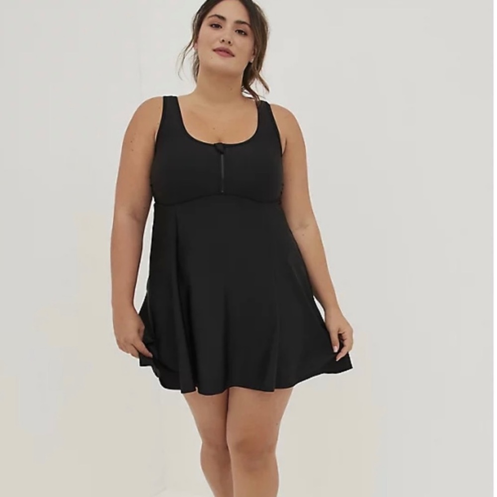 NWT Torrid Active Swim Dress With Pocket Short SZ 0